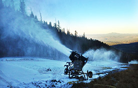 Snowmaking Begins in the U.S.