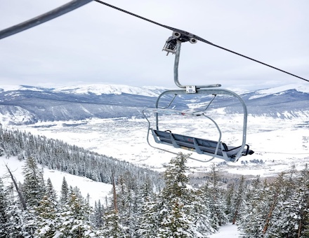 Jury Sides with Skier Injured in Fall from Chairlift