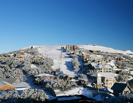 Mt. Buller, Mt. Stirling Close, Ending Ski Season in Victoria, Australia