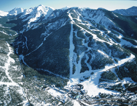 New Mexico Shutters Ski Areas as States Tighten COVID Restrictions